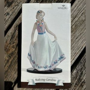 Vintage NIB Studio Silversmith Mallorca Waltzing Caroline Porcelain Figurine